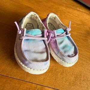 Toddler girl kids Wendy hey dudes